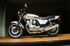 タミヤ 1/6・ホンダ CB750F