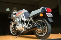 タミヤ 1/6・スズキ GSX1100S カタナ