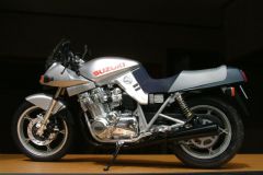 タミヤ 1/6・スズキ GSX1100S カタナ