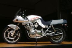 タミヤ 1/6・スズキ GSX1100S カタナ
