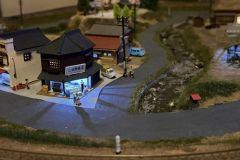 Nゲージレイアウト 商店付近の夜景