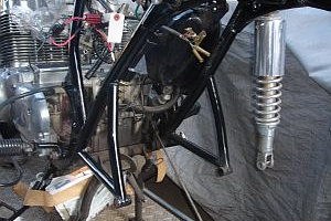 CB750 フレームの掃除