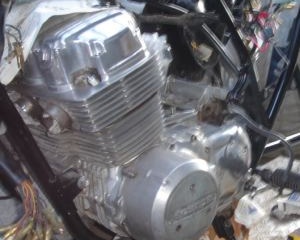 CB750 解体中のリヤ部