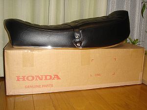 CB750 K0風シート