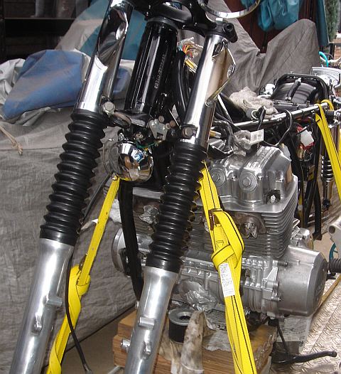 CB750 フロントフォーク取り付け