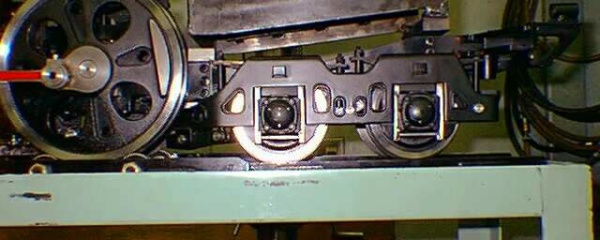 5インチゲージ C62 従輪