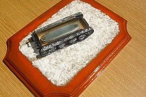 雪ベースとドイツ対戦車自走砲 マーダー 下部