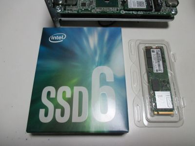 ntel SSD 600P Series