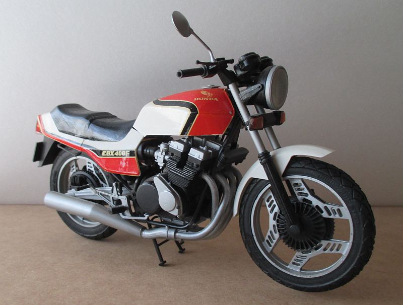 アオシマ 1/12 ホンダ CBX400F