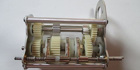 スカニア R620 ギヤシャフトの取り付け完了