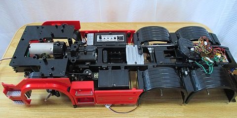 スカニア R620 フロントフェンダー 取り付け完了