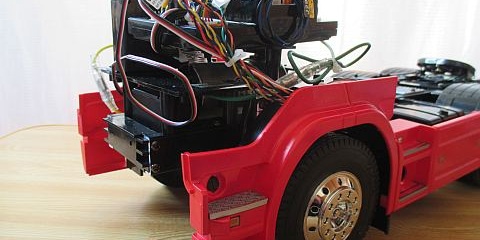 スカニア R620 MFC-01ユニットの取り付け