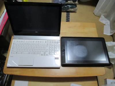 PC-LL750TSW ＆ CINTIQ 13HD