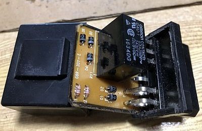 XJR400 リレーユニット分解