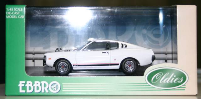 1/43 EBBRO CELICA LIFTBACK ホワイト