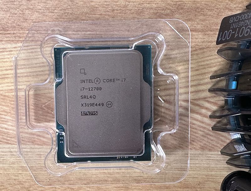 Intel Core i7 12700(LGA1700)