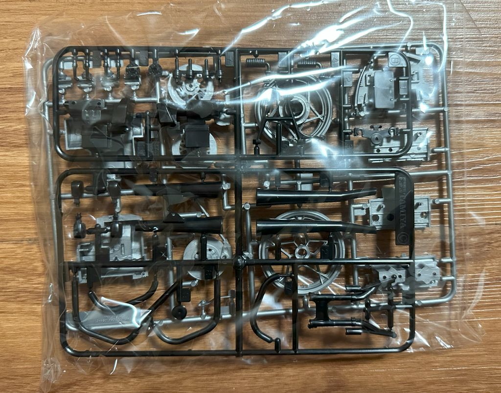 タミヤ1/12 モーターサイクルシリーズ №15 スズキ GSX750S パーツ