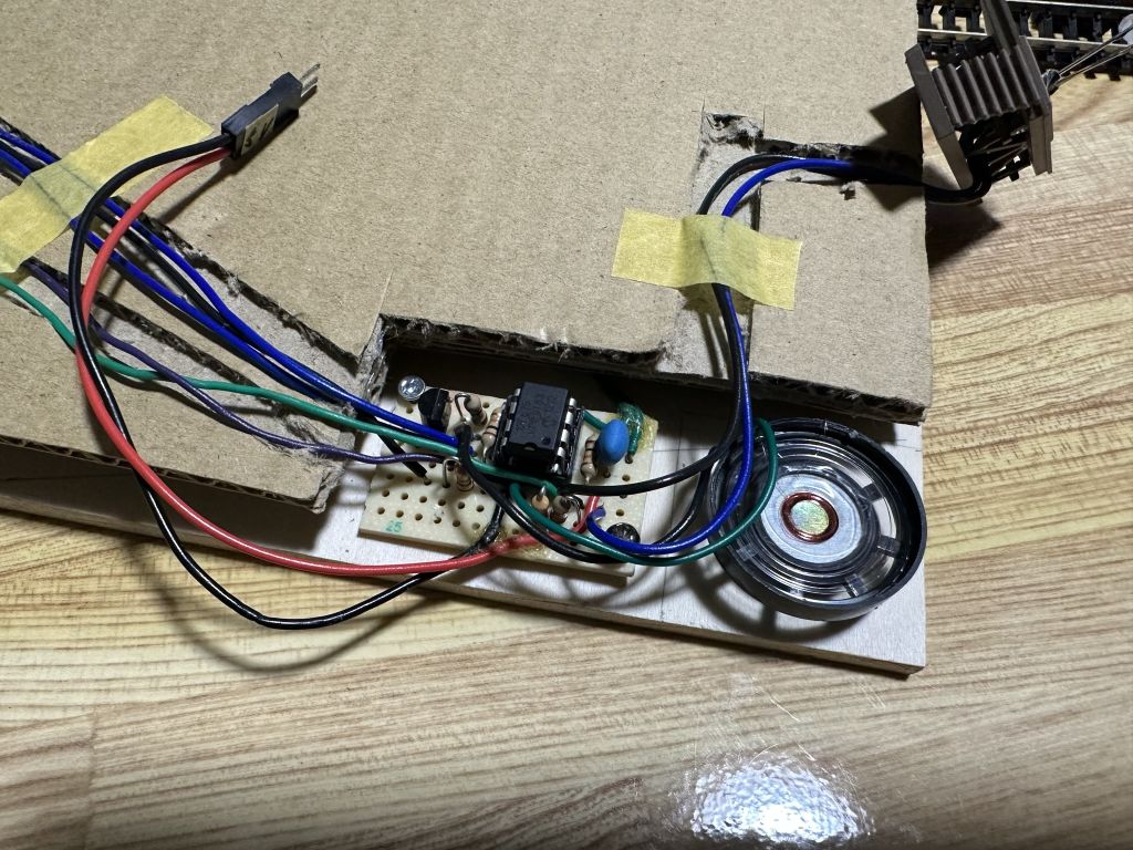 余剰品/訳あり品でシーンリーを作る・・踏切警報音とLED制御マイコン