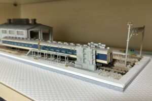 余剰品/訳あり品でジオラマを作る・・電車庫と車両洗浄装置