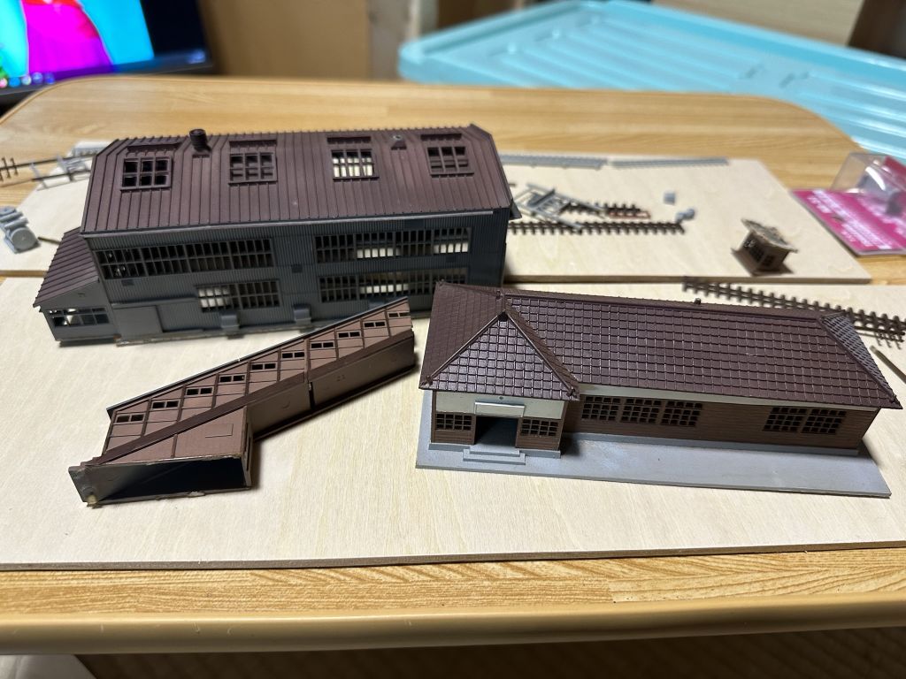 余剰品/訳あり品でシーンリーを作る