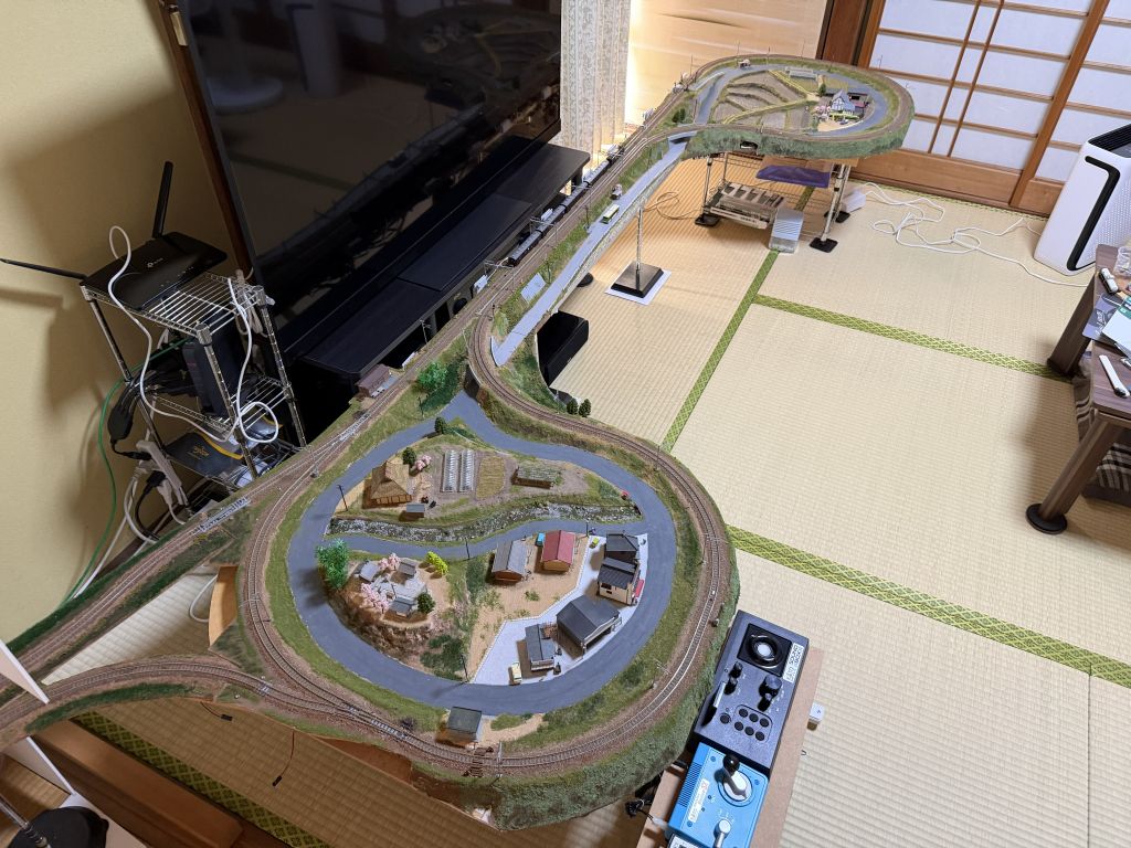 Nゲージ ドッグボーン型レイアウト 全景