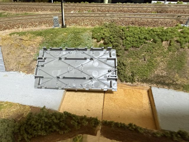 Nゲージ ドッグボーン型レイアウト 接続部のバスコレ用道路