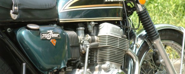 CB750