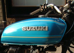 SUZUKI GT125 4型 グラフィックパターン