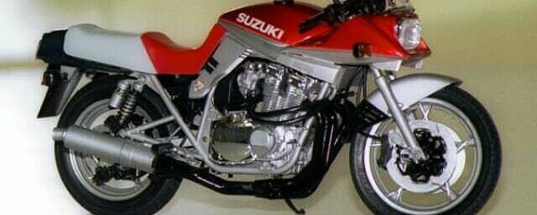 スズキ GSX1100S カタナ カスタムチューン (タミヤ 1/12)
