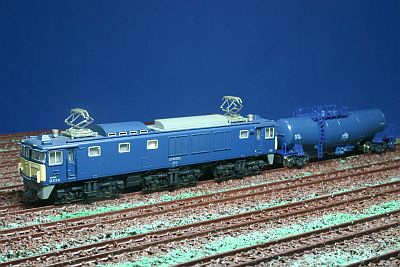 TOMIX EF64(1000)形機関車