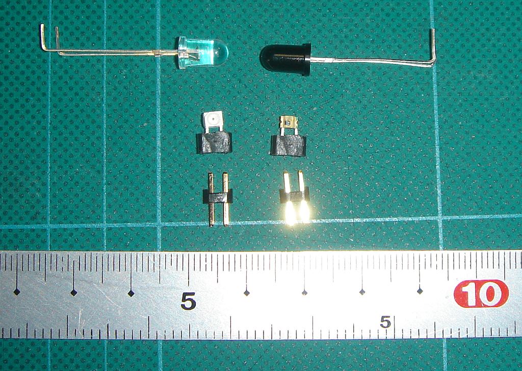 表面実装赤外線LEDとフォトトランジスタ