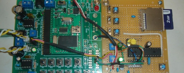 PIC24FJ64GA002でWAV再生